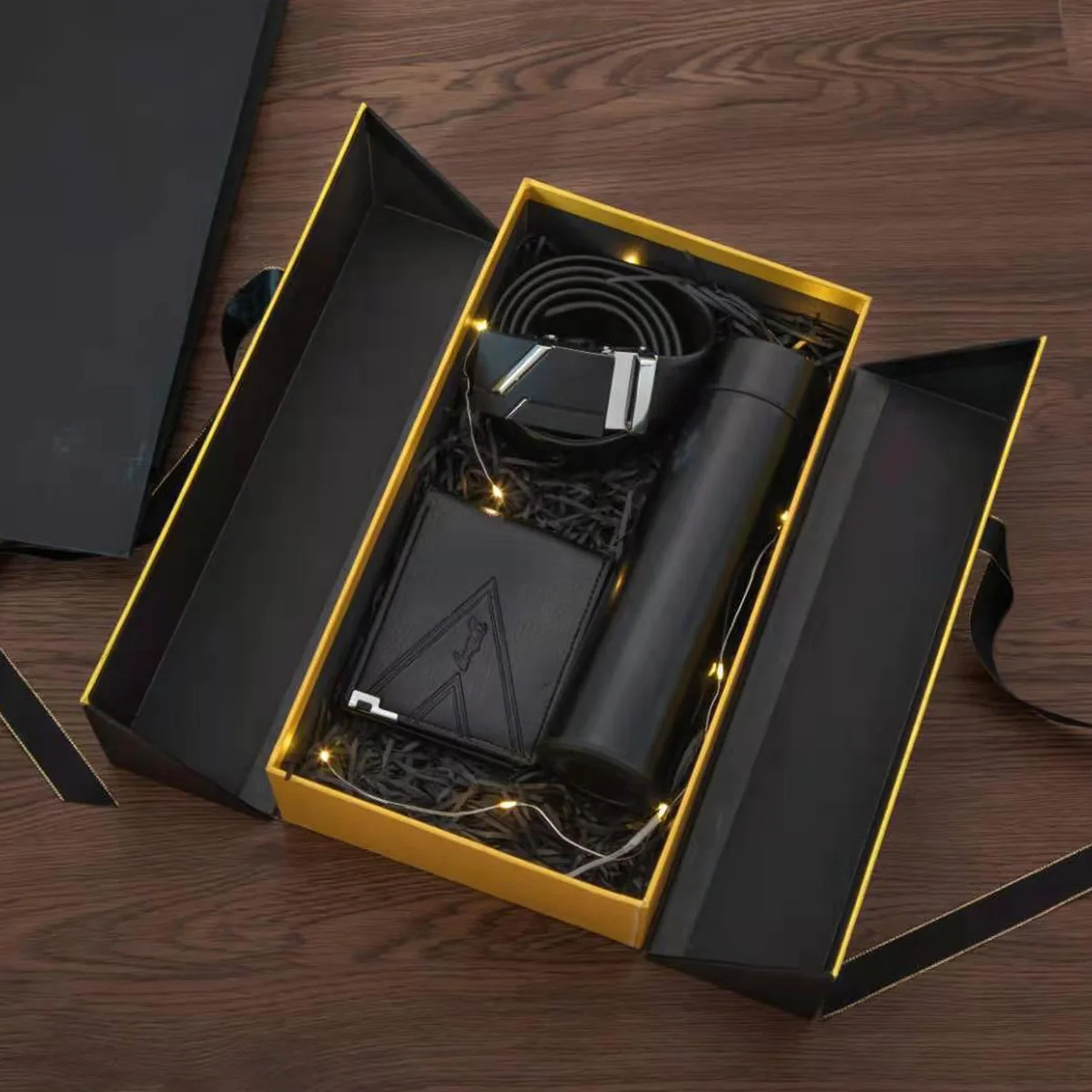 

New Design Hot Selling Waterproof watch packaging thermos cup razor fashion creative combination set