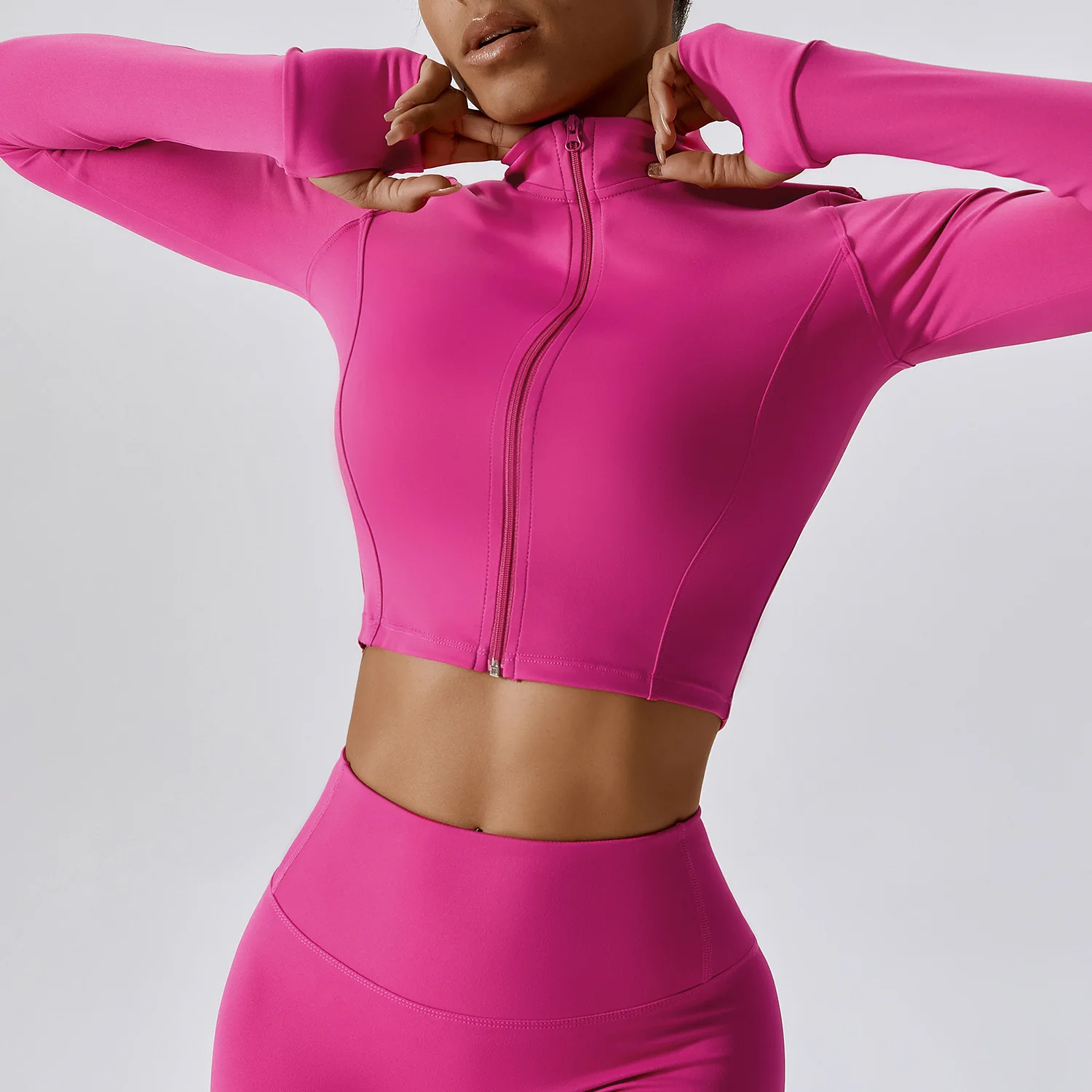 

Quick Dry Custom Logo Zip Up Outdoor Jackets Long Sleeve Fitness Yoga Crop Tops For Women