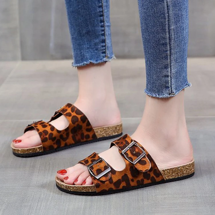 

Woman Sandals New Arrivals 2021 Large Size Fashion Leopard Flat Women Slippers Sandals For Women And Ladies