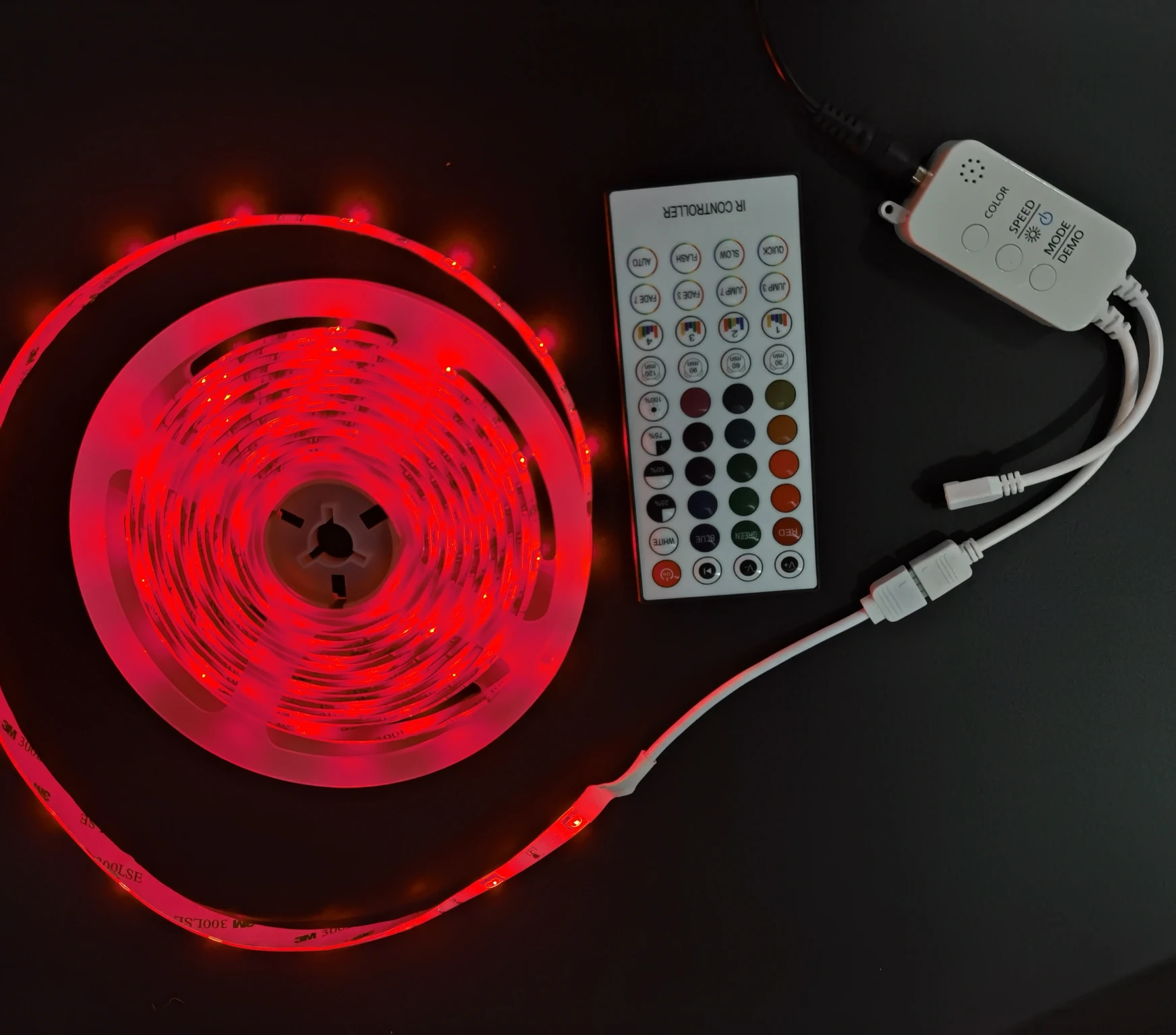 Amazon Hot Selling SMD5050 RGB IP65 Waterproof LED Strip Light with Remote Control