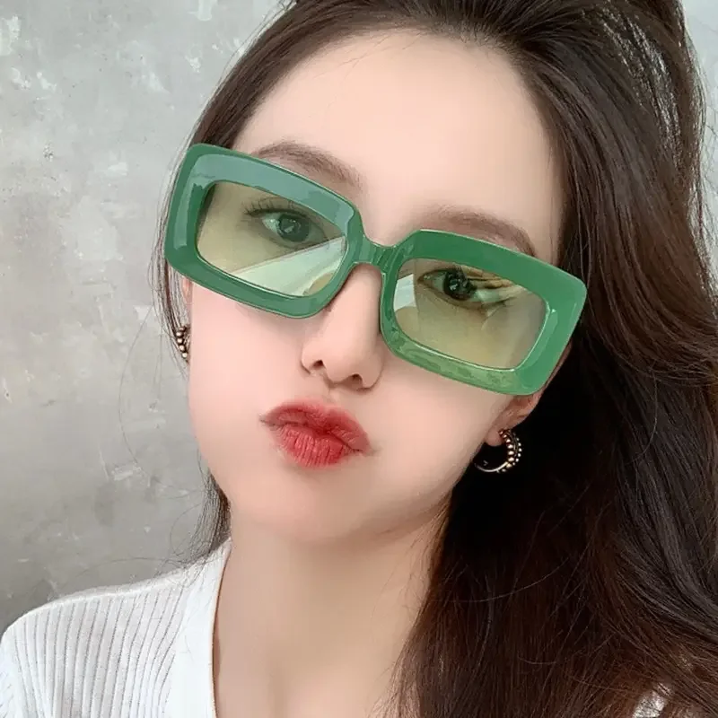 

Fashion Wholesale Womens Sunglasses Custom Logo Glasses Summer Cool Wholesale Pink Fashion Small Frame Sunglasses 2023