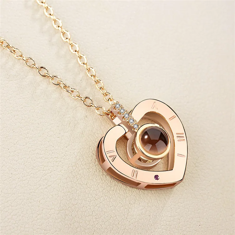I love you 100 languages Douyin with the same couple copper clavicle chain Customizable love memory projection necklace, Picture shows