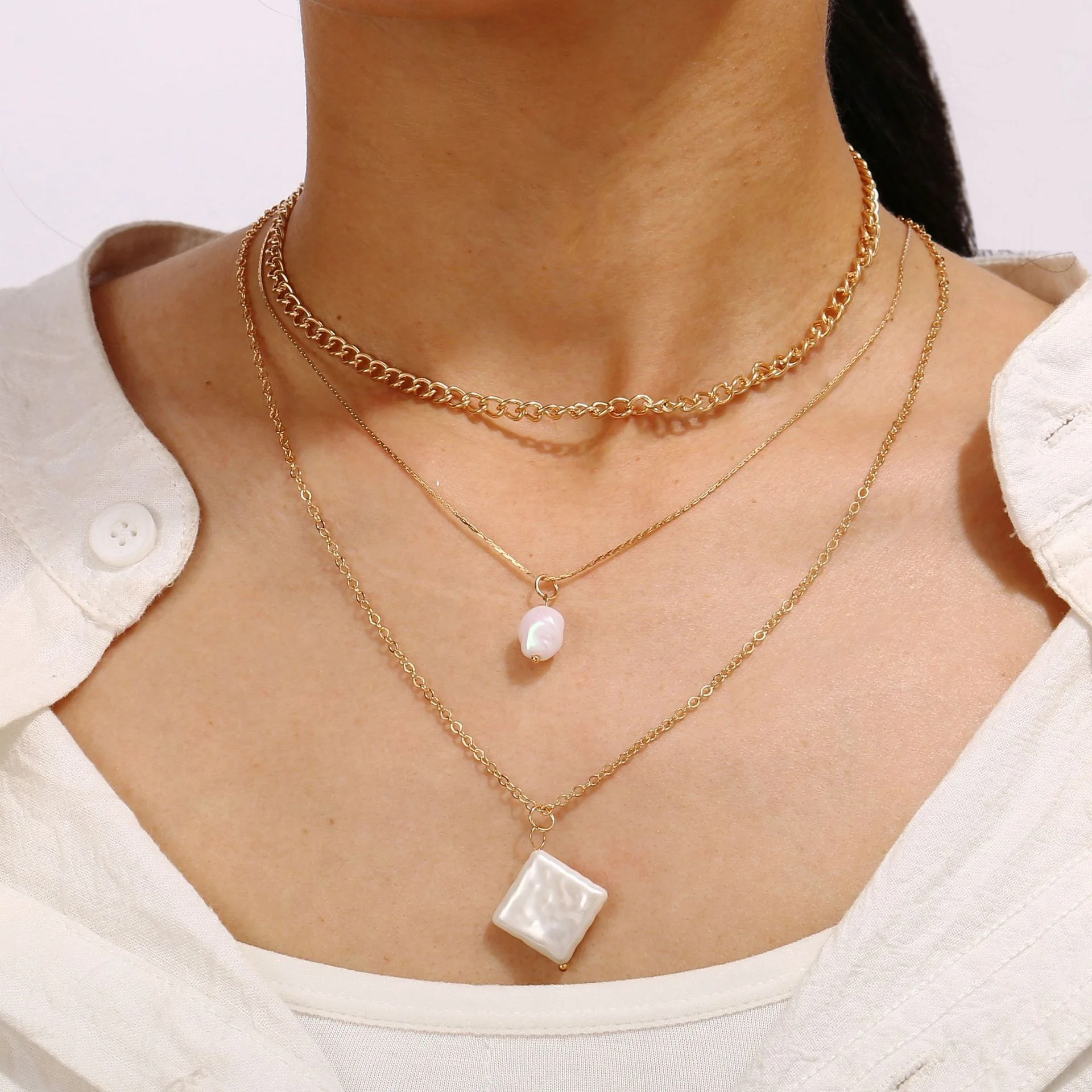 

2020 Trending Dainty Multilayer Necklace Set Chain Chocker Princess Necklaces with Pearl Pendant