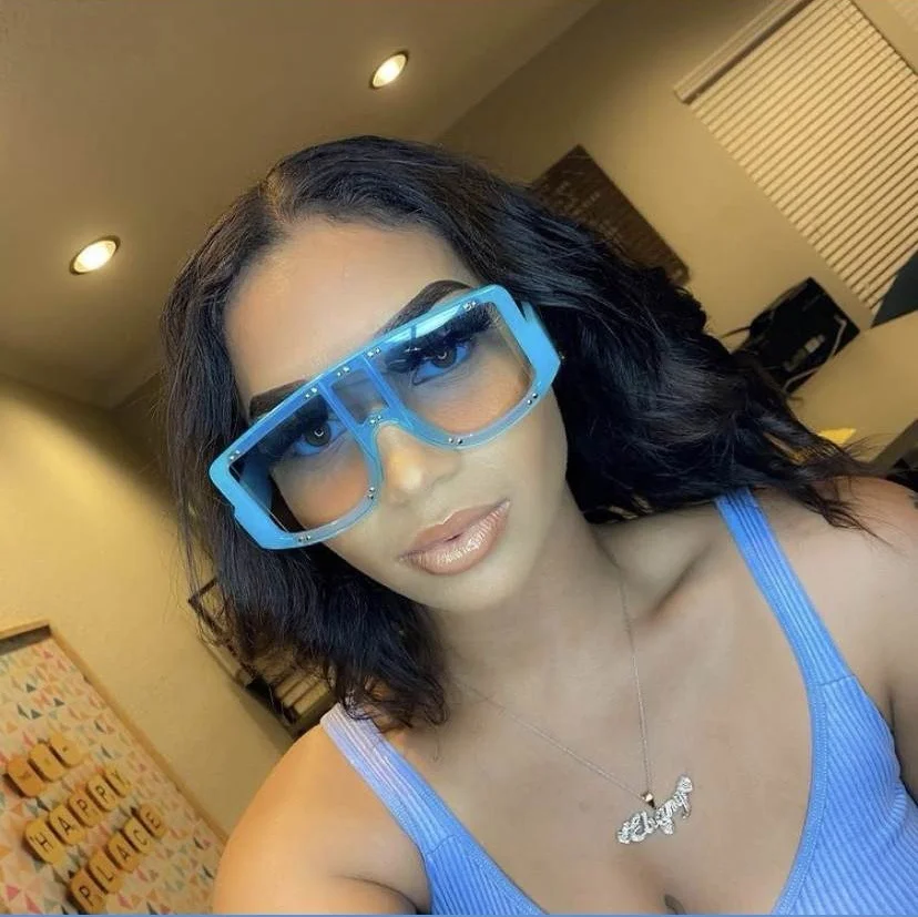 

2021 New Fashion Brand Candy Color Shield Sunglasses For Women Vintage Full Rivet Hollow One Piece Sun Glasses Men Hip Hop Shade, Multi-colored