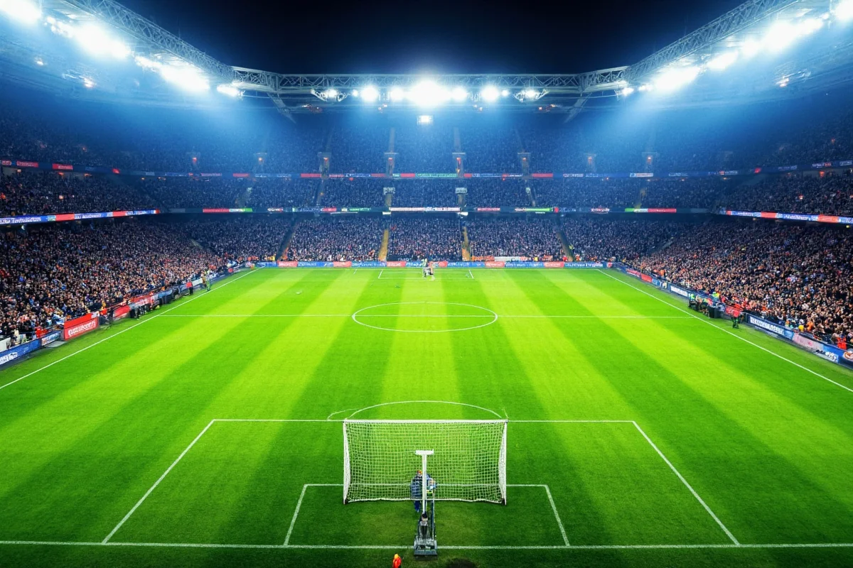 how big is a football field in feet