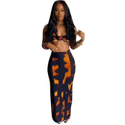 

2021 New Summer Sexy Ladies One Shoulder Top 2 Piece Skirt Set Women Print Flame Maxi Skirt Set