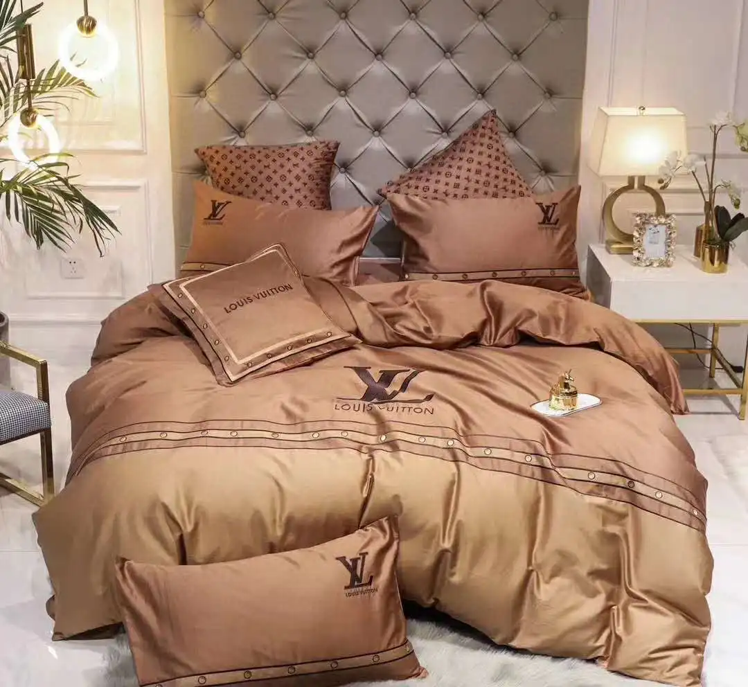 luxury bedding set (6).jpg