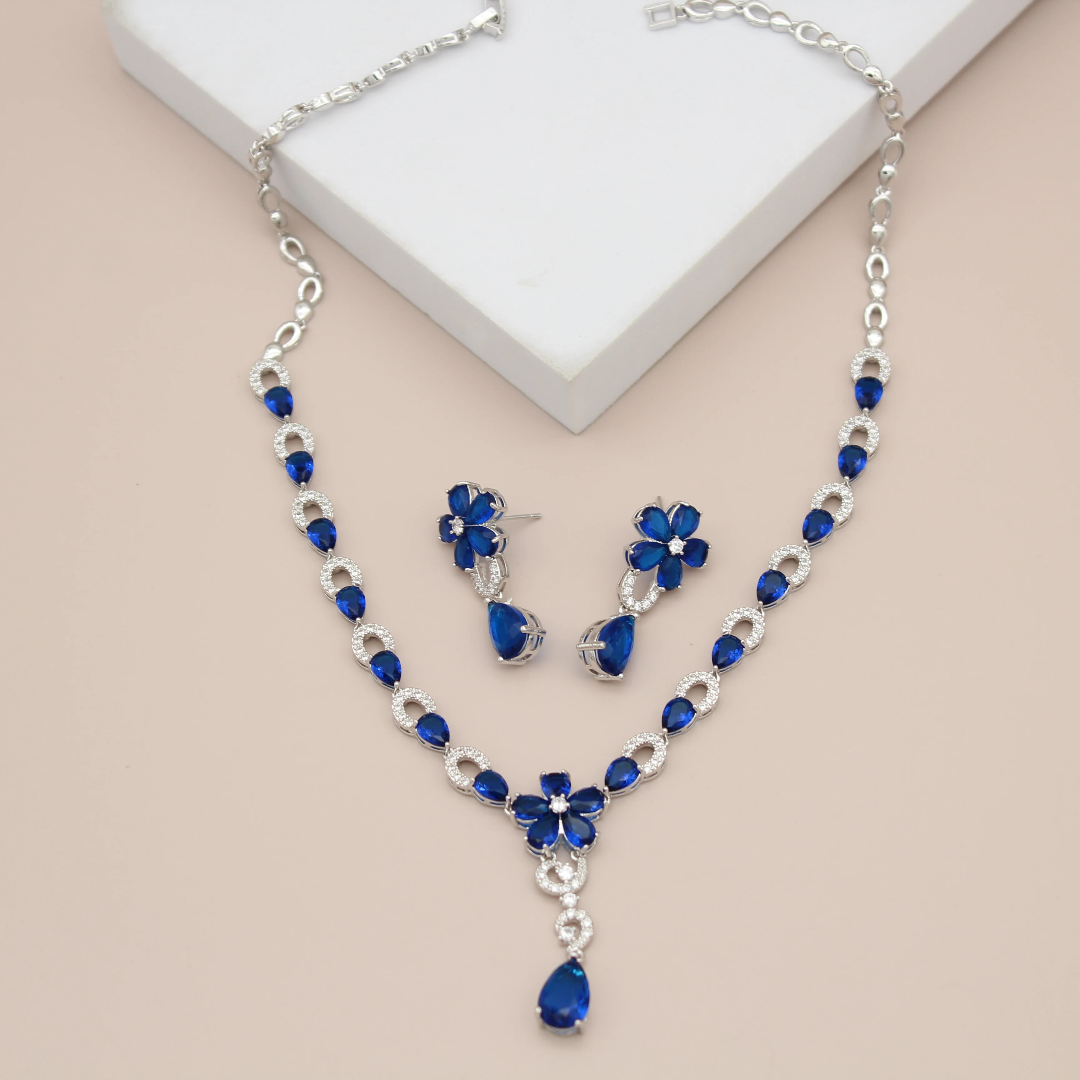 

Jachon 2022 Statement Pendant Necklace Earrings Set Elegant Crystal Colorful Zircon Necklace For Bride Girls