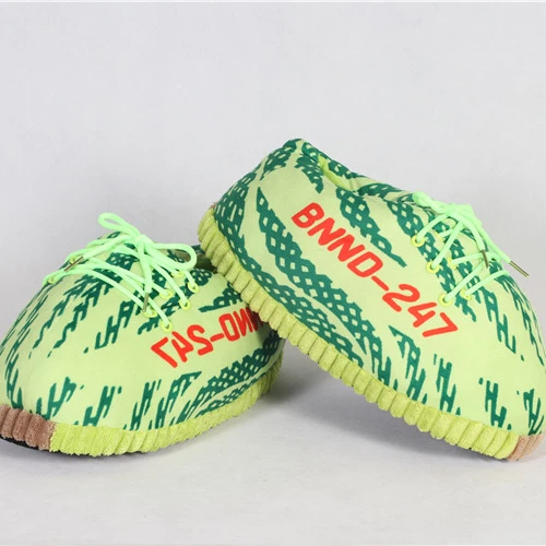 

2021 Wholesale New Design New Models Average Size Cozy Indoor Shoes Plush Yeezy Sneaker House Slippers