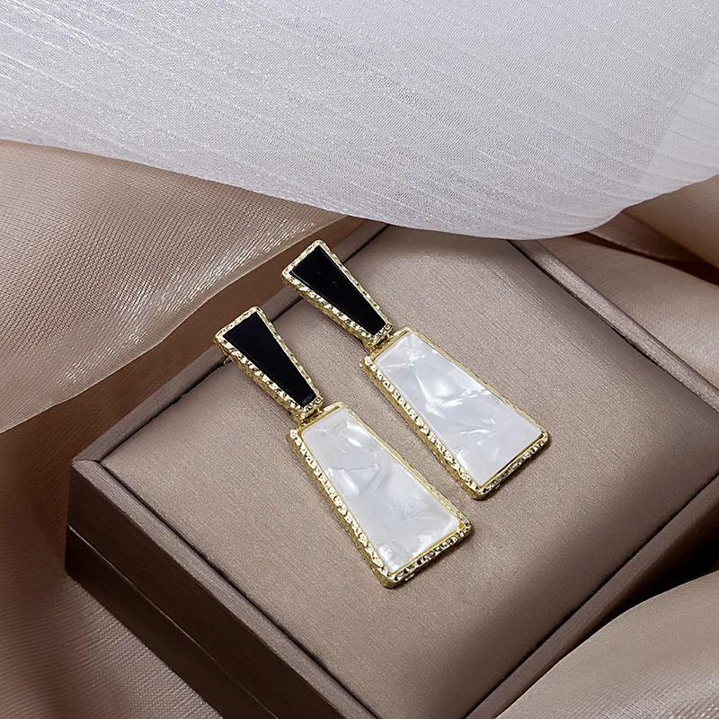 New Arrival Top Selling Women'