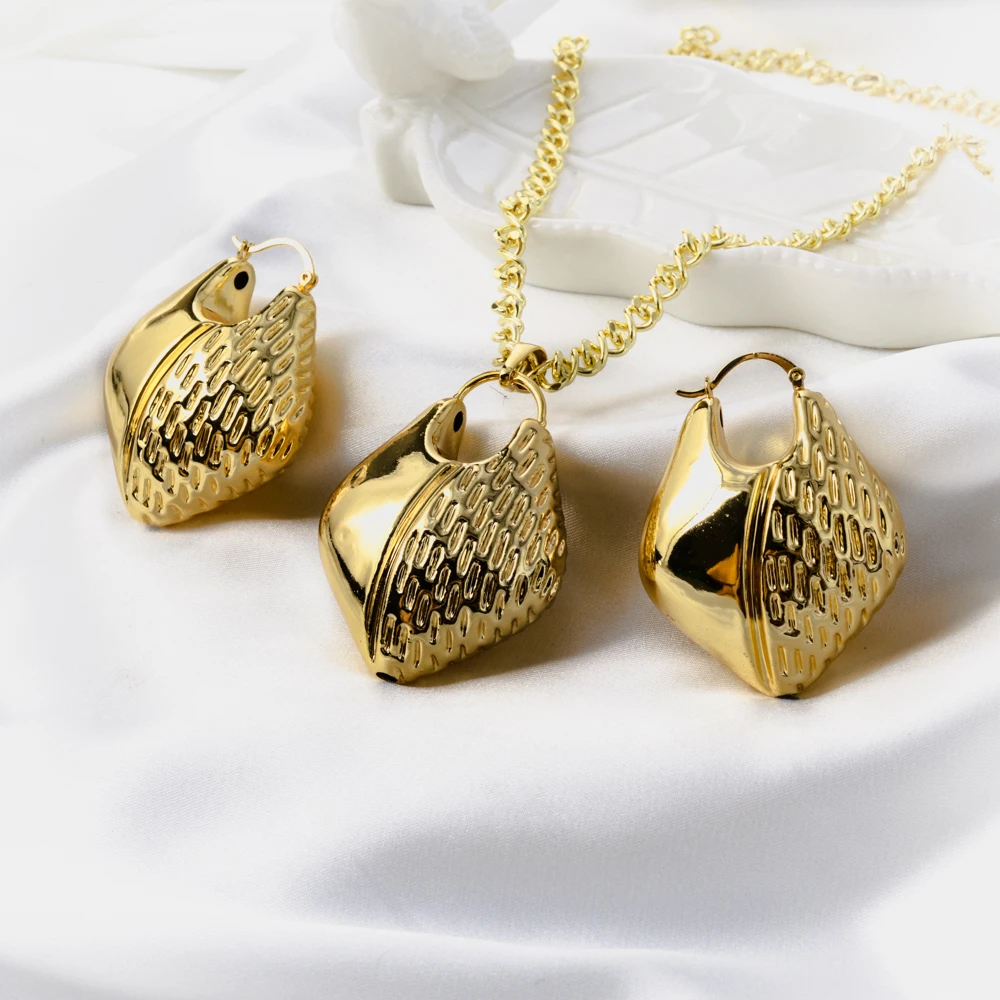 

2021 New Fashion Copper Jewelry Sets For Women Earrings Pendent Large Style For Wedding Party Gifts Trendy Sets