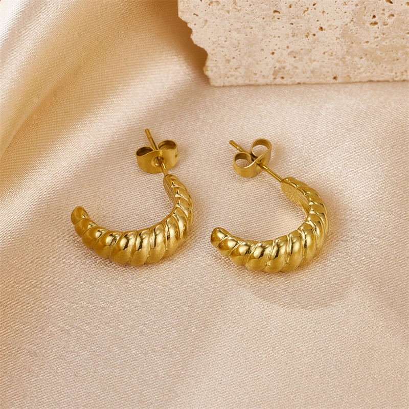 

Wholesale waterproof no fade stainless steel thread C earrings fine jewelry