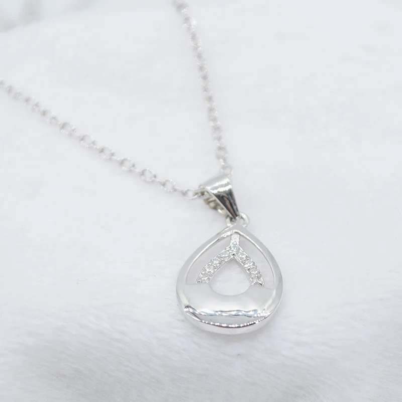 

Low MOQ Romantic Teardrop Ocean Crystal Artificial Rhinestone K Gold Plated Silver Jewel Pendants Necklaces