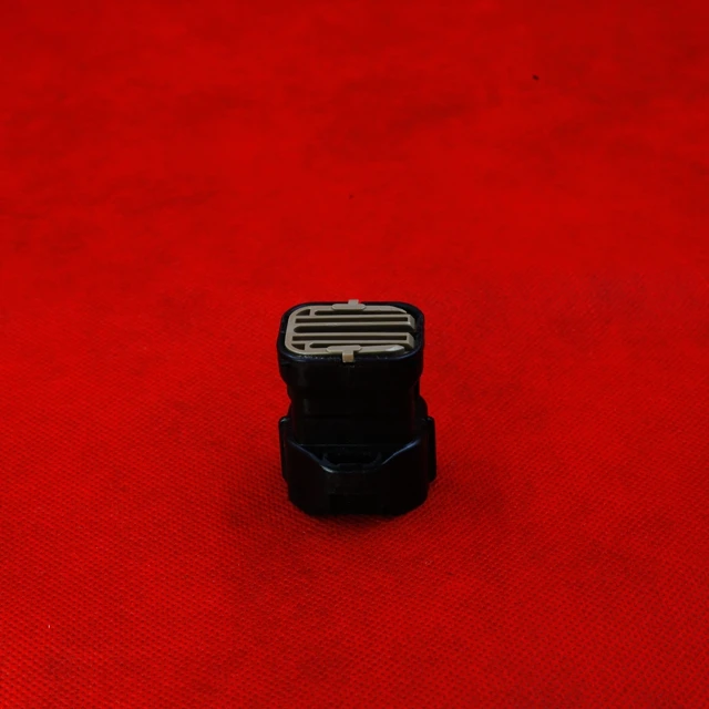 

Automobile connector sheath hybrid plug sheath, Black