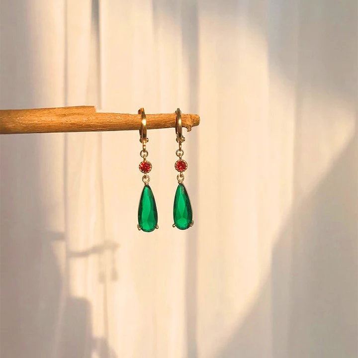 

New Anime Cosplay Earrings Howls Moving Castle Earrings Huggie Hoop Earrings, Picture shows