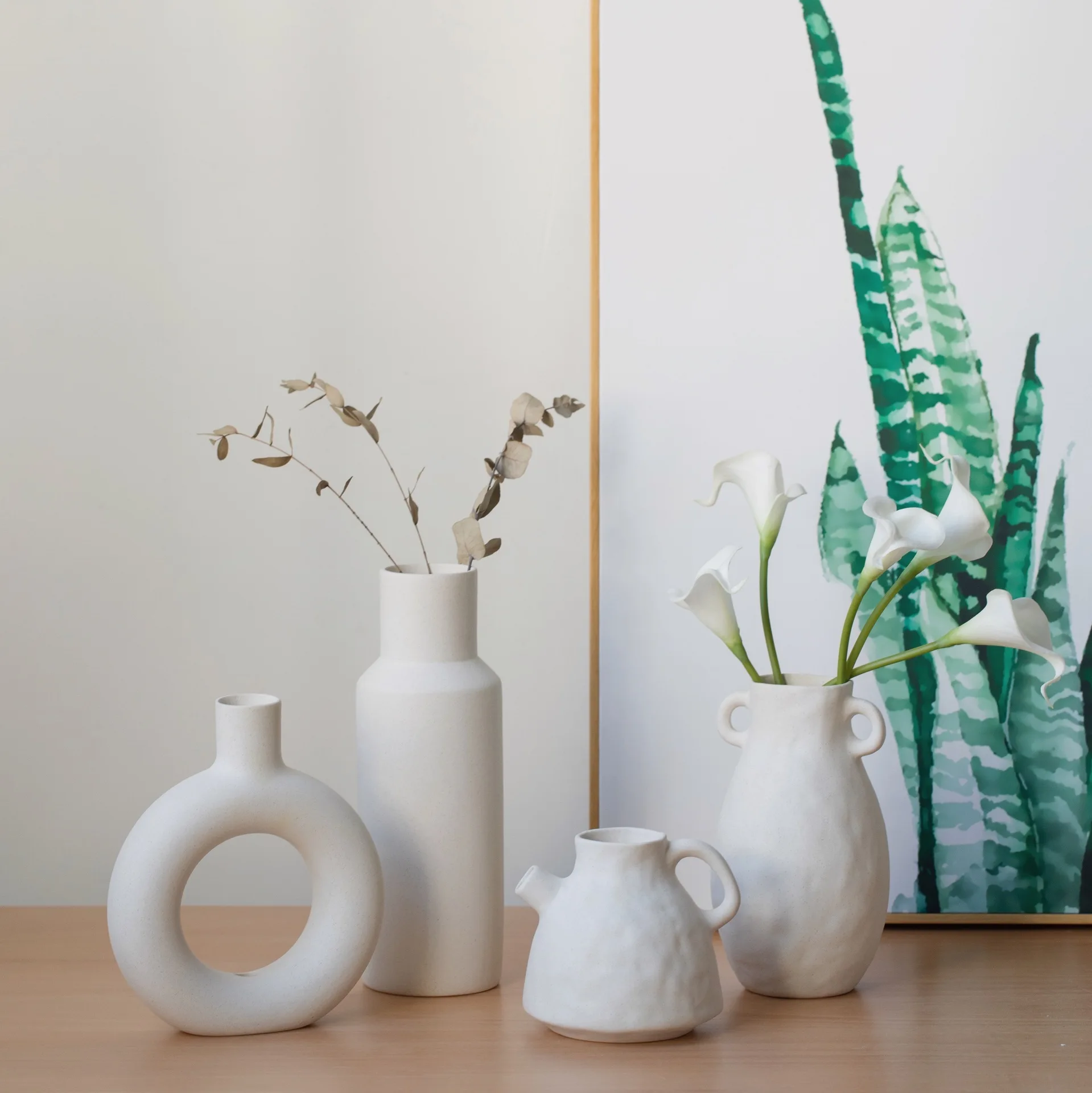 

Wholesale white nordic ceramic vase for home decor