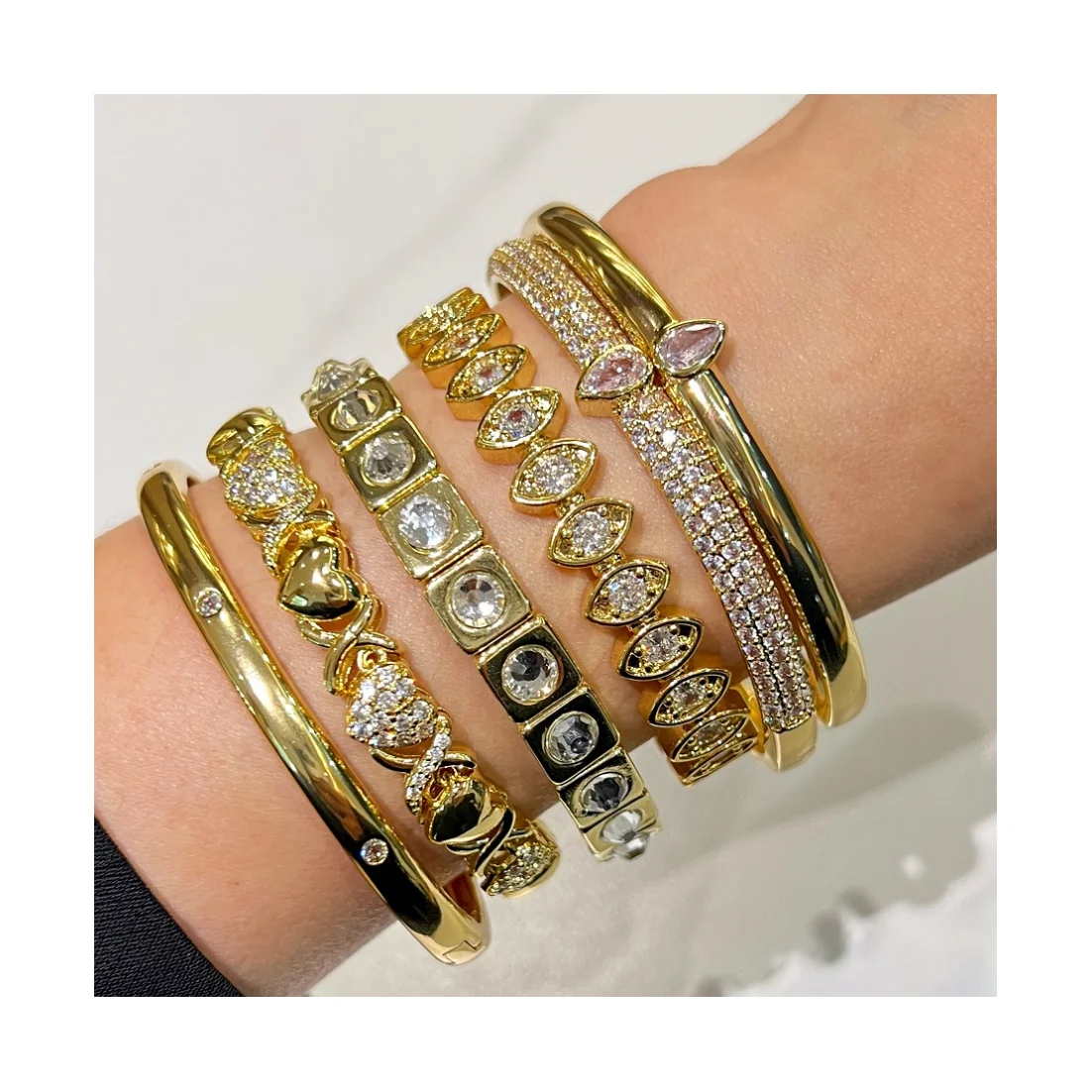 2024 INS HOT Fashion Jewelry Gold Bracelets Set Bangle with Moissanite Crystal Diamond for Women Men Couple Gifts Friendship