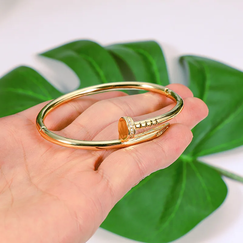 

High Fashion Cubic Zircon Open Nail Bracelet Gold Plated Open Crystal Nail Bangle For Girls