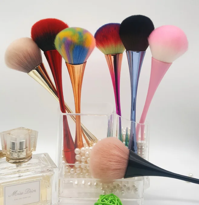 

Professional Rainbow Fan Shape Single Makeup Brushes Thin Waist Handle Colorful Brush Powder Fan Makeup Brush, Assorted