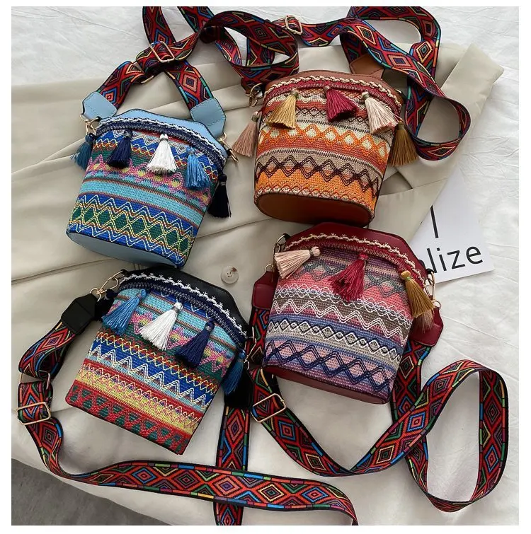 

2021 summer weave bag tote handbags for women lady handbags wholesale fur slides bag sets, Red,blue,black,brown