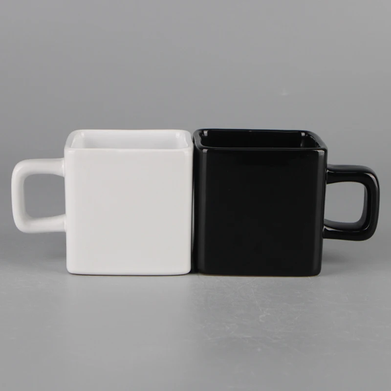 KKC Taza de café de cerámica espresso utilizada para café taza de cerámica en blanco y negro con cuchara de madera y tapa de madera capuchino taza de 425 ml juego de 2 piezas té 