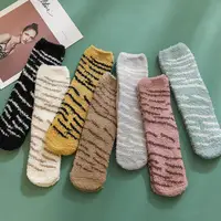 

Coral leopard Grain Fashion wild warm Comfortable soft Casual warm Winter socks for women