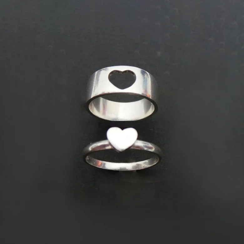 

European Fashion High Polished Stainless Steel Hollow Plane Heart Finger Ring Wide Lightning Butterfly Couple Ring for Lover