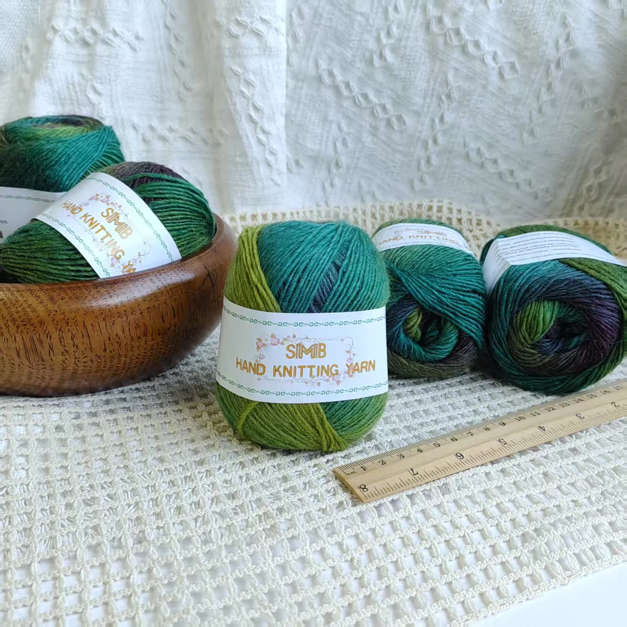 SMB 100%Wool Colorful Cost-effective Rainbow Iceland Yarn for Hand Knitting