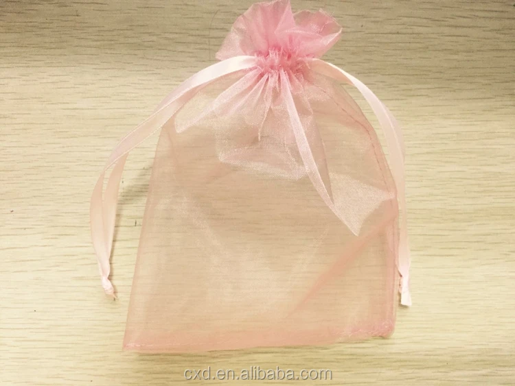 large white organza bolsas