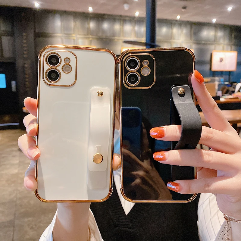 

2022 New Luxury Gold Plating Phone Case with Back Wrist Band Holder for iPhone 12 Pro