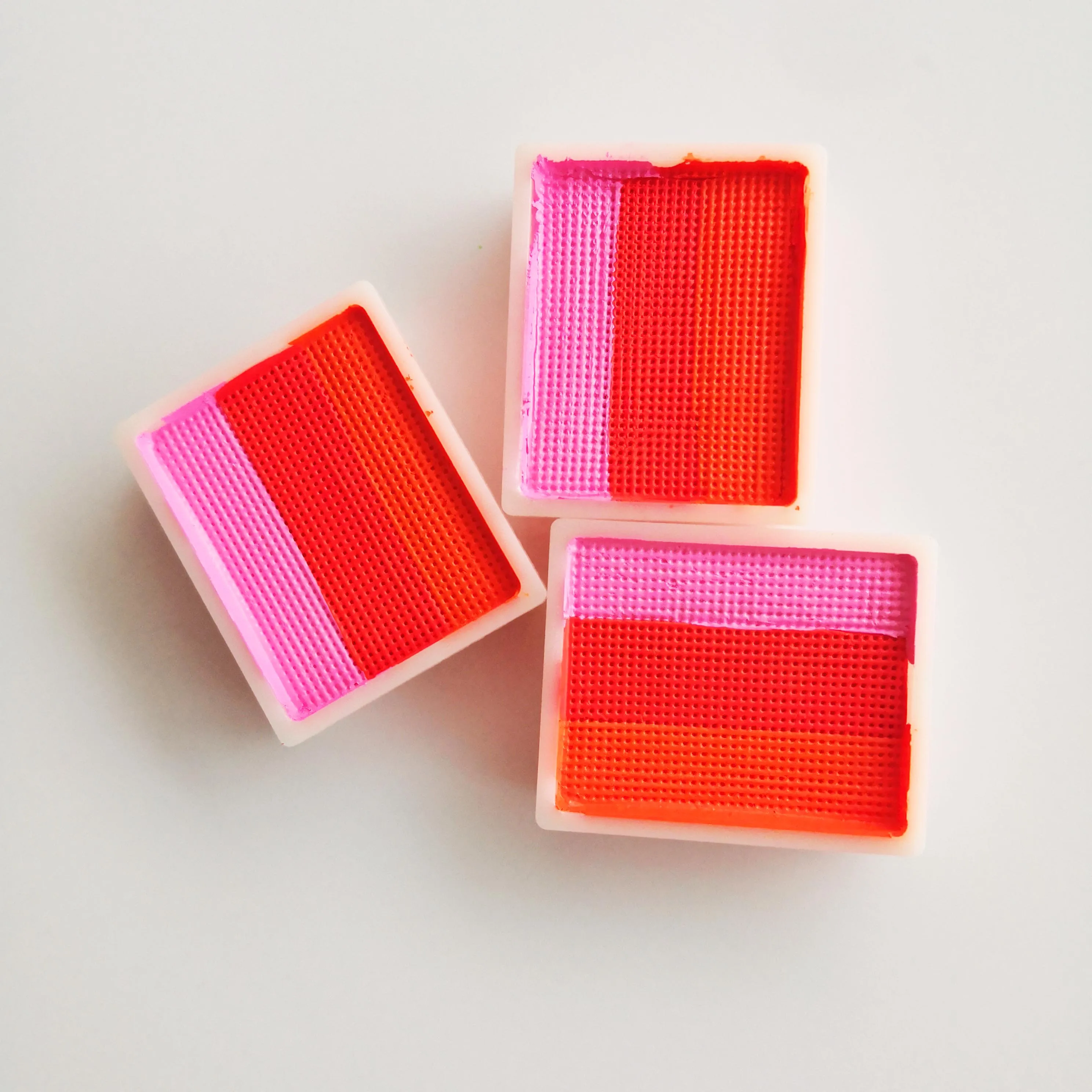 

10g body face painting split cake Private Label for Kids UV neon face body Painting Supplies, Multi-colors