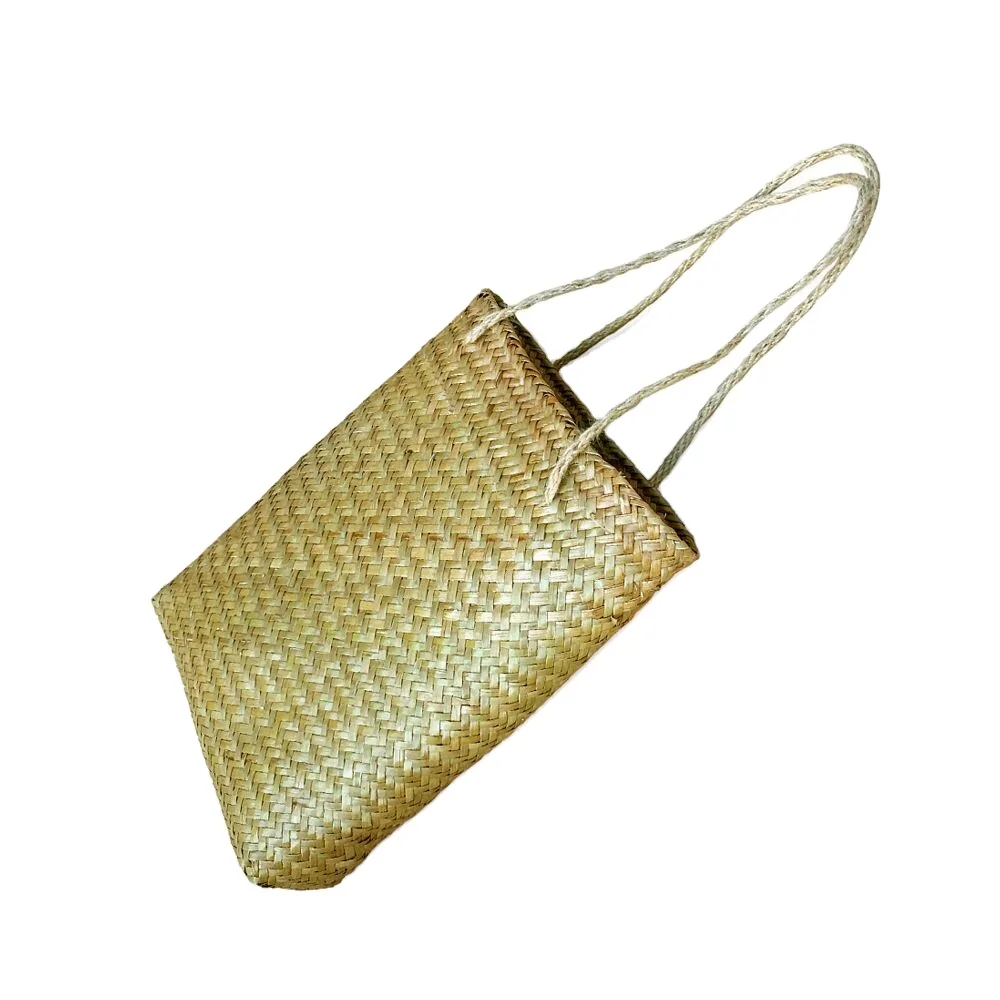 

Hot Selling Simplicity Large Wholesale Beach Style Bag Straw Woven Ladies Shoulder Cross Body Bags for Women