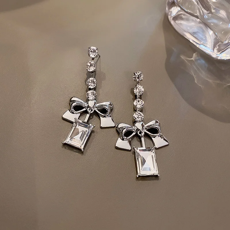 

fashion crystal long bow earrings handmade