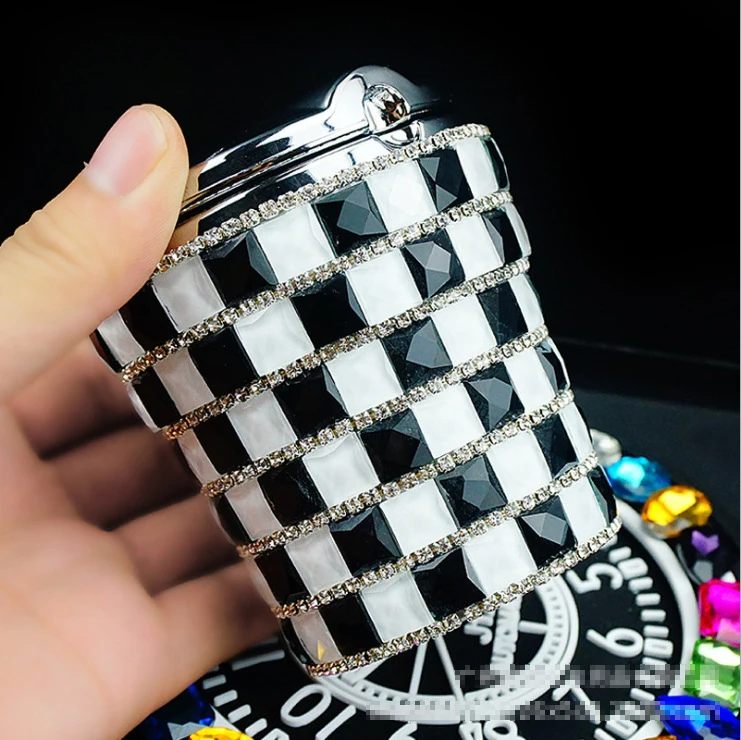 

2021 Best Selling Creative Gem Car Ashtray Vehicle Portable Led Lights Car Ashtrays Auto Supplies, Multi color