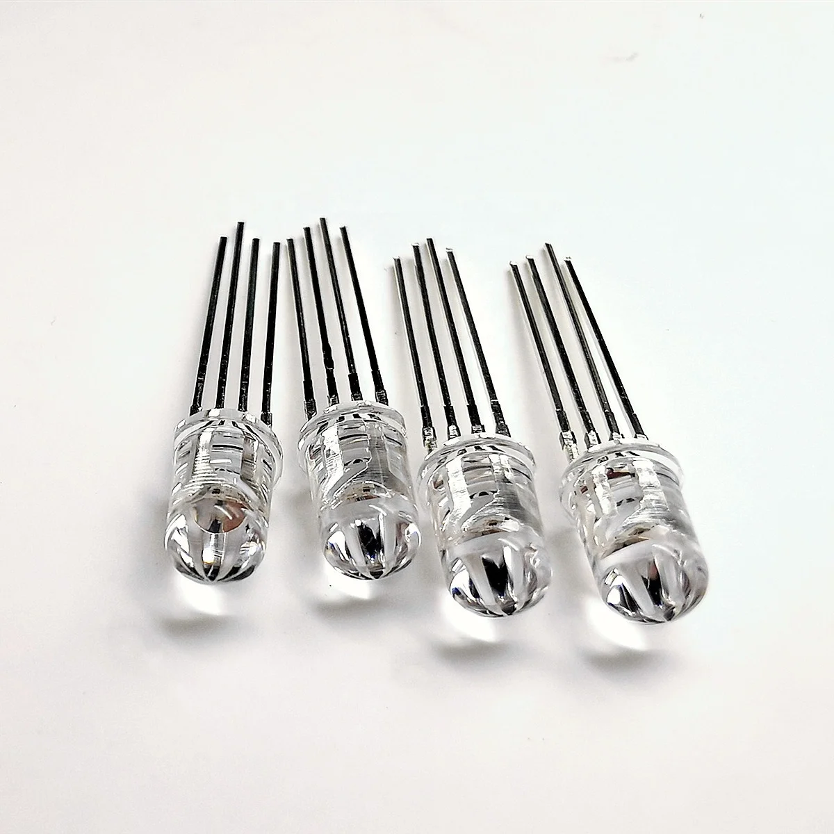 Kento 5ARGB4UCA High Quality 5mm 4pins RGB LED Light Emitting Diode With Water Clear Lens