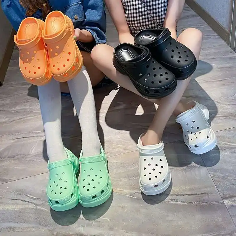 

New Arrival OEM/ODM high quality garden beach water shoes lightweight plain crocse clog sandal shoes