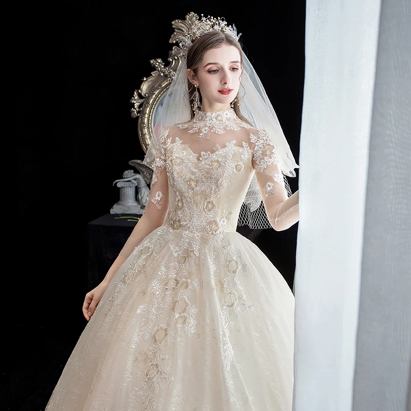 2019 Autumn New arrival Elegant Champagne lace Long Sleeve Plus size high neck Floor Length Bridal Wedding Dress