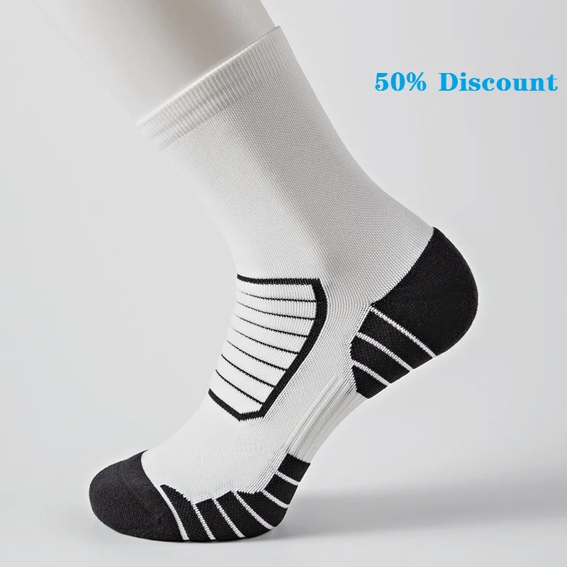 

Stock 50% Discount Durable Running Athletic Crew Moisture Wicking Men Sport Socks Compression