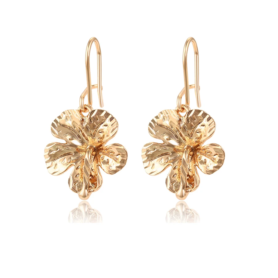 

99501Xuping jewelryXuping promotion fashion carved hoop earrings