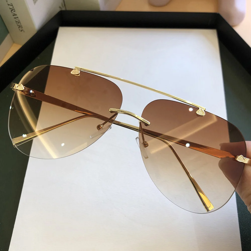 

2021 Vintage Oval Lens Big Frame Shades Sunglasses Women Rimless Aviation Pilot Brand Gradient Summer Eye Glasses for Unisex, Picture shown