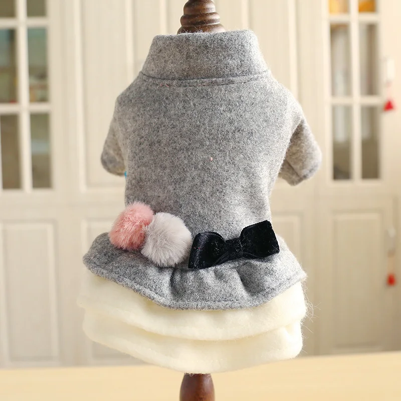 

2019 winter Best Selling Dog Skirt Dress Clothes, Customized color