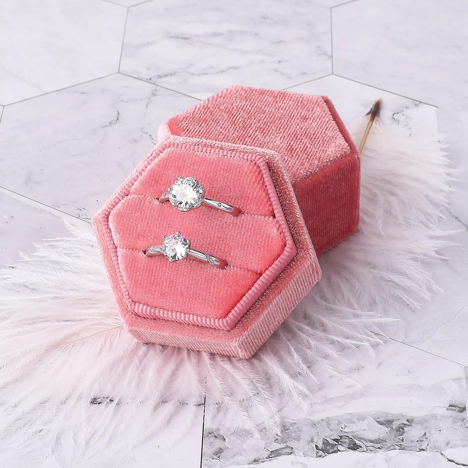 

Portable Vintage Custom logo luxury wedding pink gift with jewel velvet jewellery case display ring jewelry packaging box, Cymk or pantone