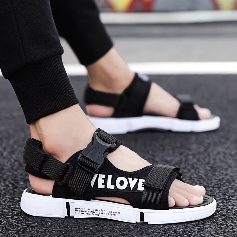

High Quality Summer Trendy Comfortable Breathable Man Leisure Beach Sandals