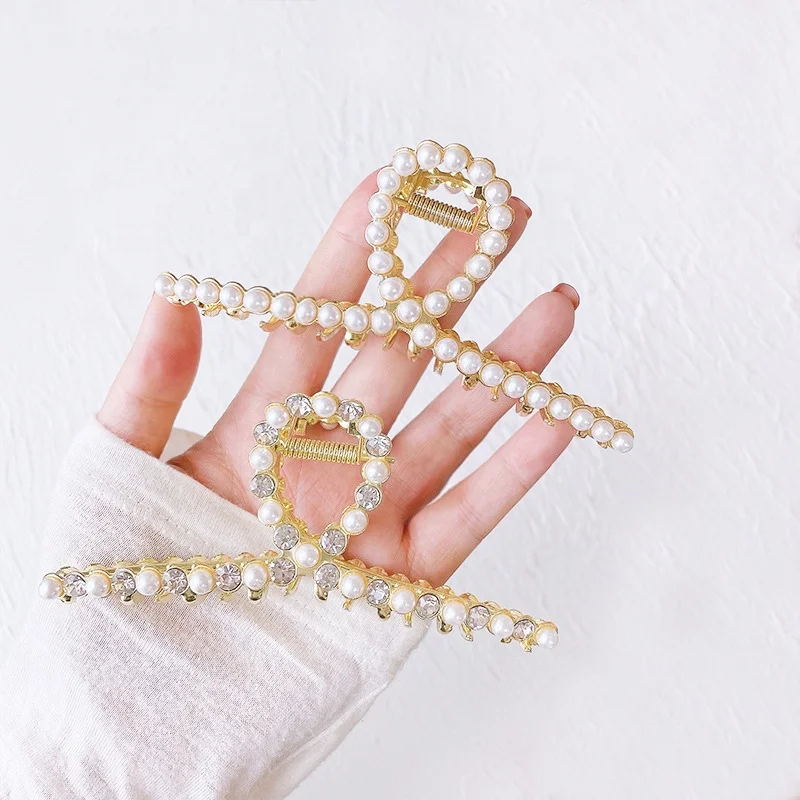 

Korean New Style Pearl Claw Clip Rhinestone Hair Clip Metal Alloy Hair Claw On The Back Of The Head