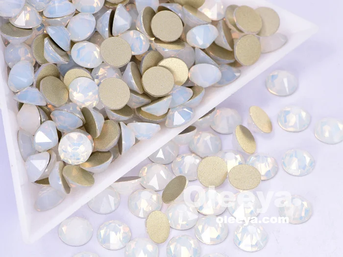 Wholesale SS20 Round Flat Back Crystal Stone Sunshine Nail Art Glass Stone Rhinestone Manufacturer