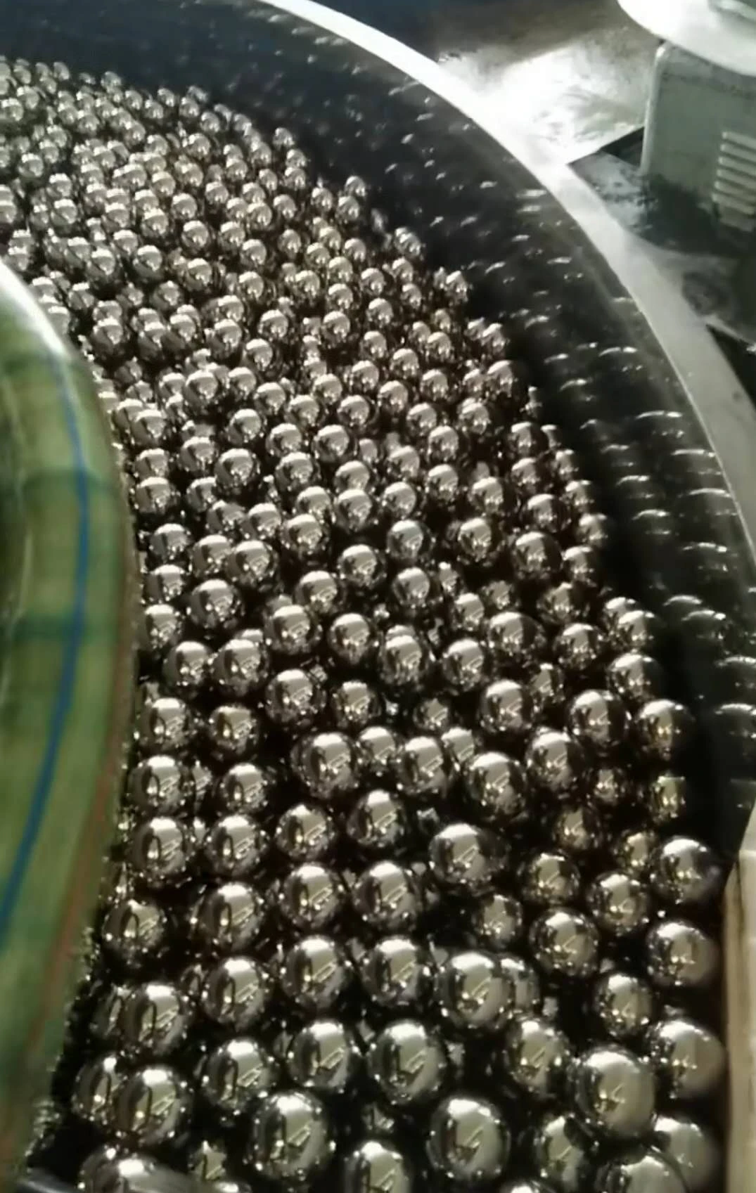 Waxing steel ball bearings cost-effective for high speeds-11