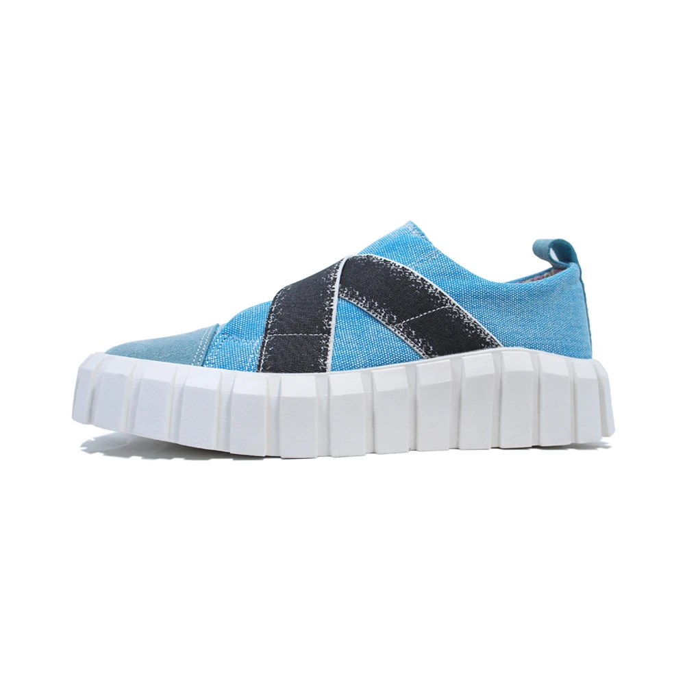 

women fashion sneakers with Leisure sports canvas type street wear shoes 2021