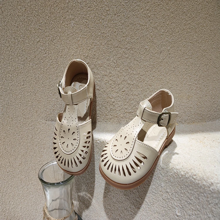 

Girls sandals 2021 new summer children's soft bottom hollowed out little princess Baotou fashion shoes