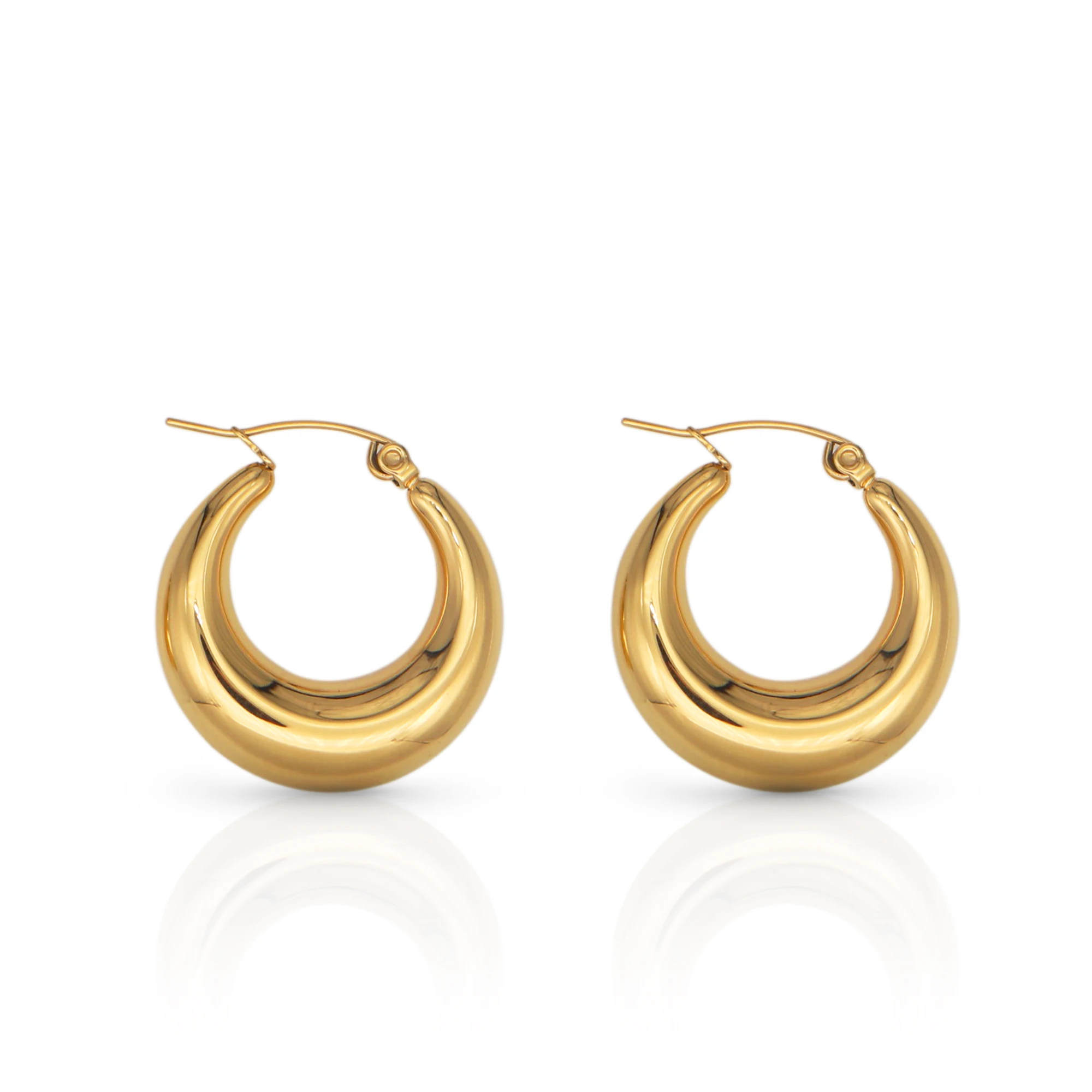 

Chris April in stock 316L stainless steel pvd gold plated excellent color retention moon shape hoop earrings