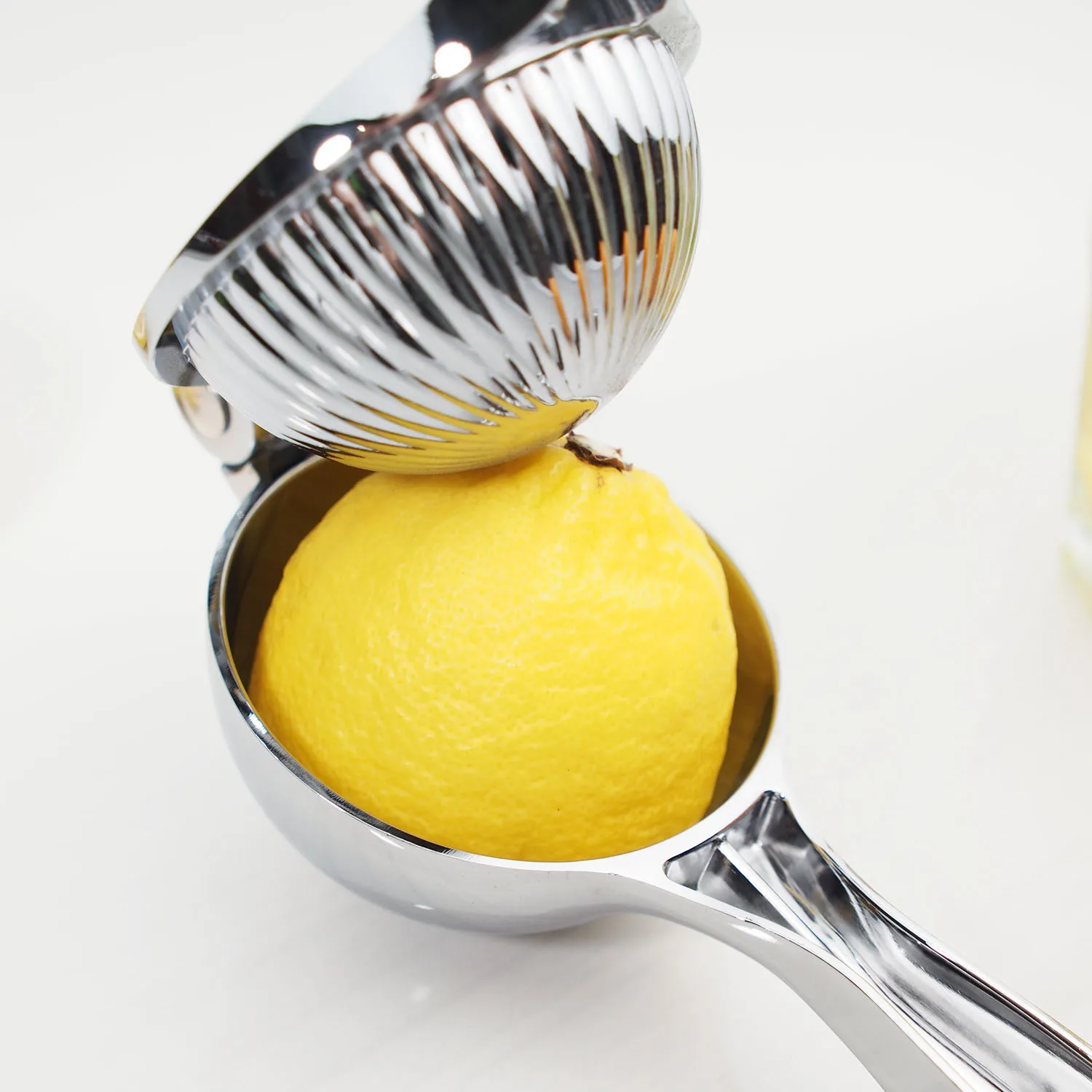 

Lemon Squeezer with Premium Quality Manual Citrus Press Juicer and Lime Squeezer